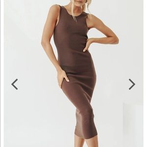NWT Dream On Ribbed Knit Midi Dress // Chocolate